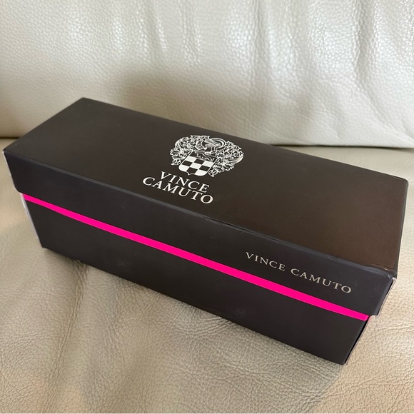 Vince Camuto Jelly Slides - Picture 2 of 12